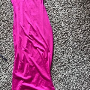 Elegant Fuchsia Maxi Dress